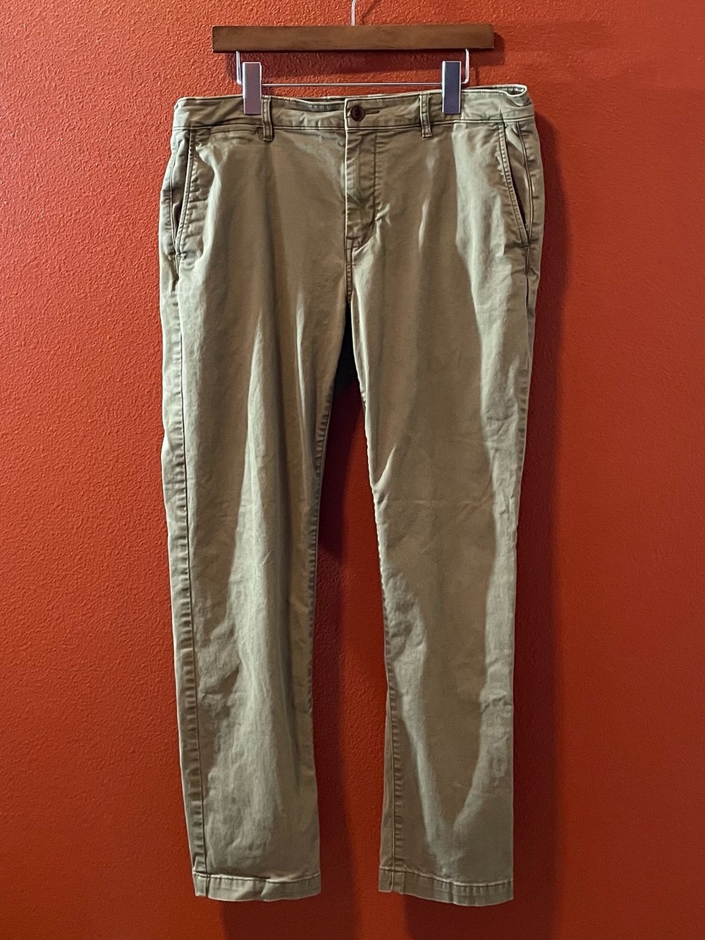 Flint And Tinder Men’s Classic Green Athletic Tapered Fit Huckberry Pants